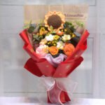 Flower Yarn Woven Sunflower Gift Bouquet - Image 8