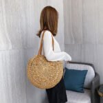 New round hollow straw bag crochet bag - Image 7