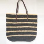 Stripe Color Matching Crochet Beach Bag Large Capacity Shoulder Bag - Image 3