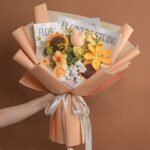 Knitted Wool Bouquet Finished Product - Image 2