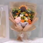 Flower Yarn Woven Sunflower Gift Bouquet - Image 5
