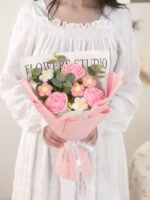 Finished Knitted Wool Bouquet Rose - Image 3